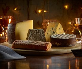 Buy Christmas Cheese Gifts Hampers Subscription at Pong Cheese