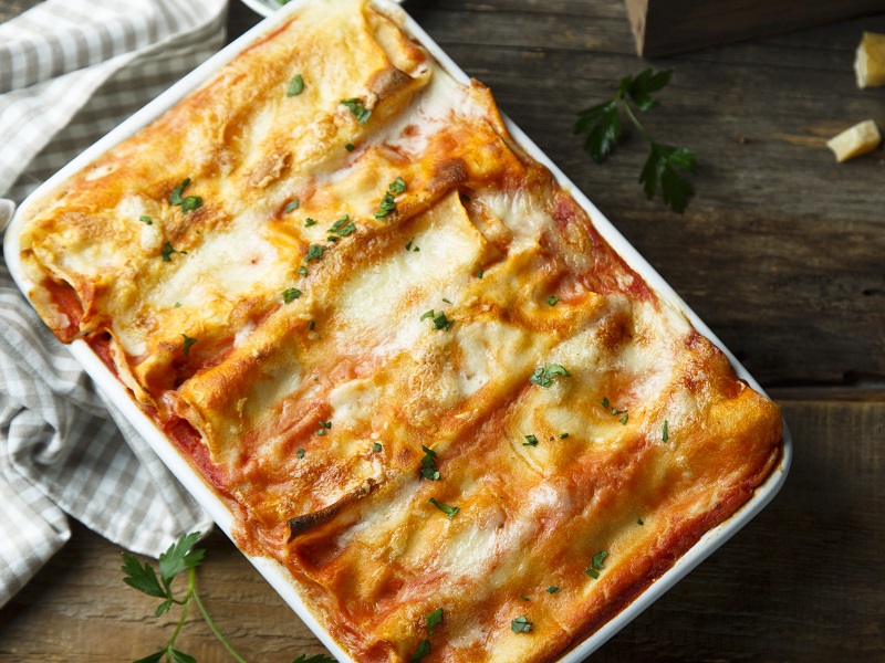 Traditional Cheese Lasagne Recipe - Pong Cheese